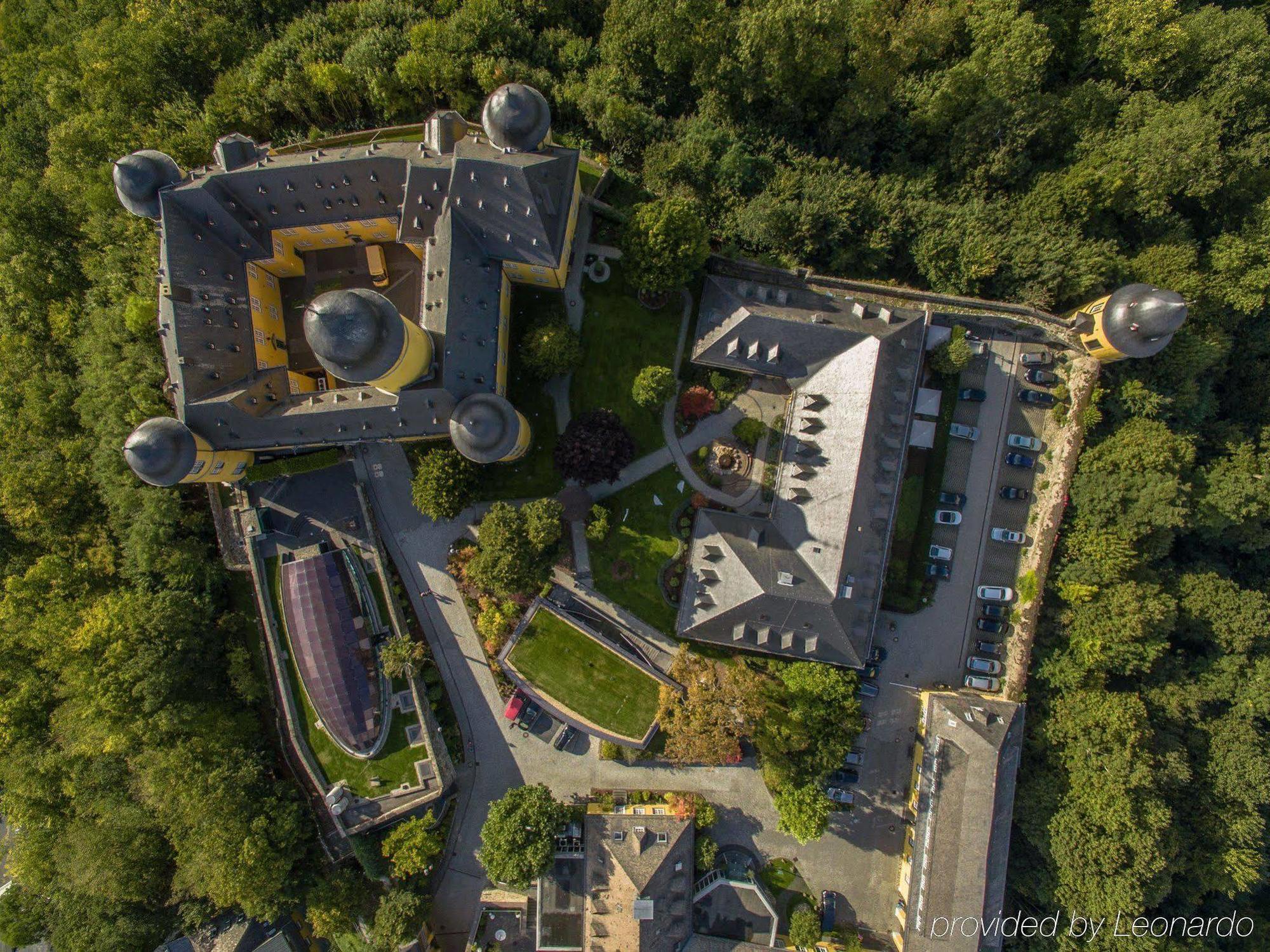 Schloss 4*