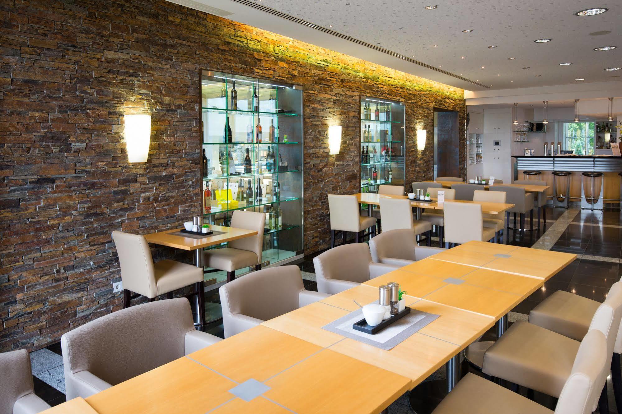 Hotel Schloss 4*